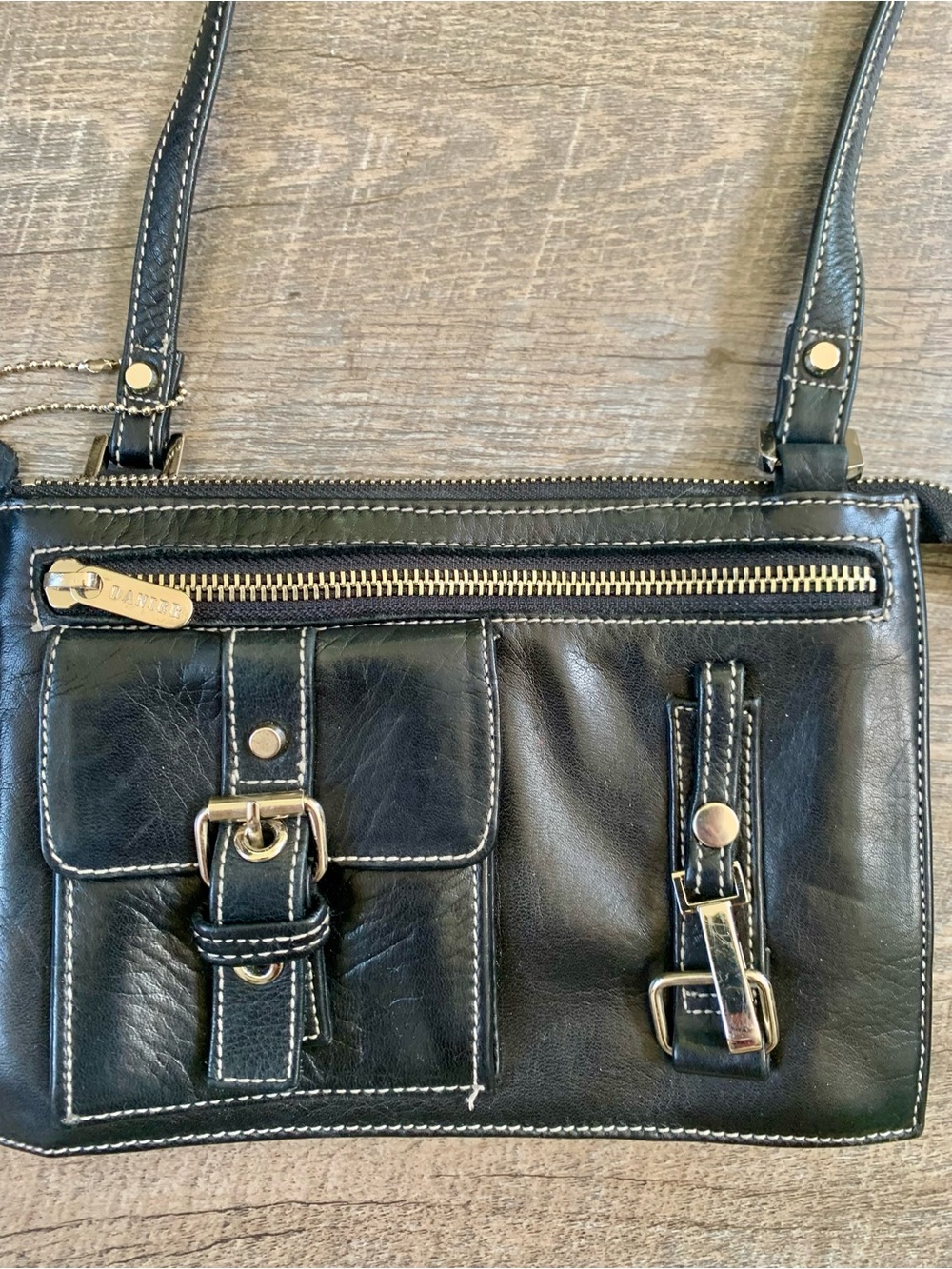 Danier Italian  Leather Crossbody Shoulder Bag - Elegant Everyday Style